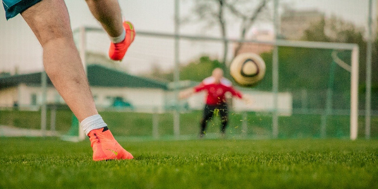 Gesetz der Anziehung: Ich will den Ball ins Tor schießen